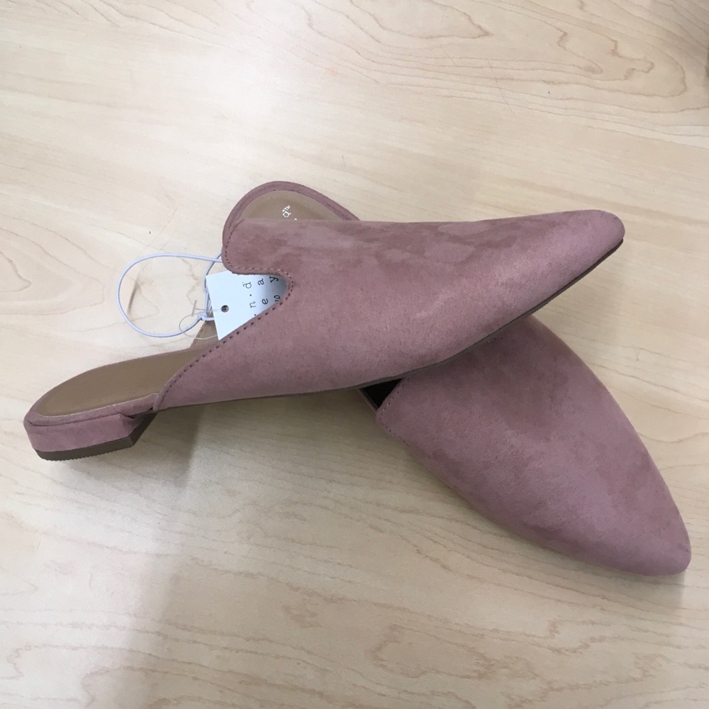 Women's Velma Slip On Pointy Toe Mules